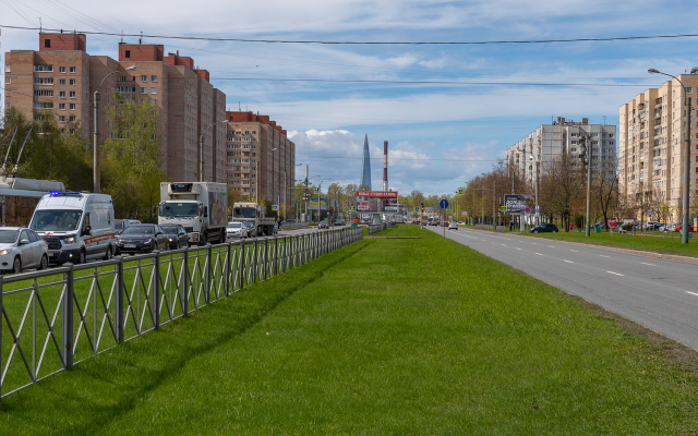 White nights near Pionerskaya metro station Apartments