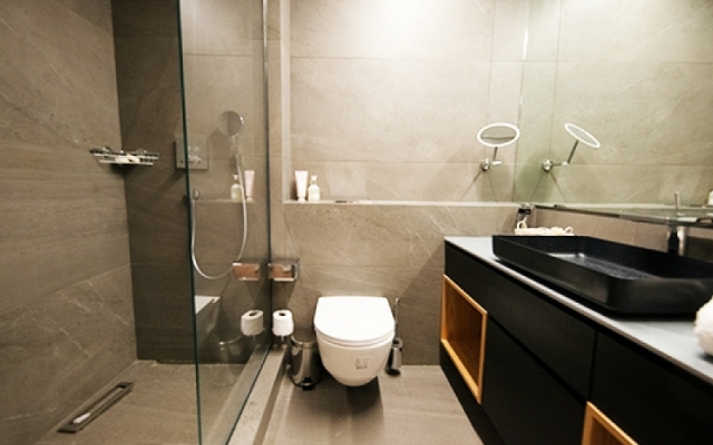 Luxury Suites by Notaly Ariel - Carmel Beach Apartments