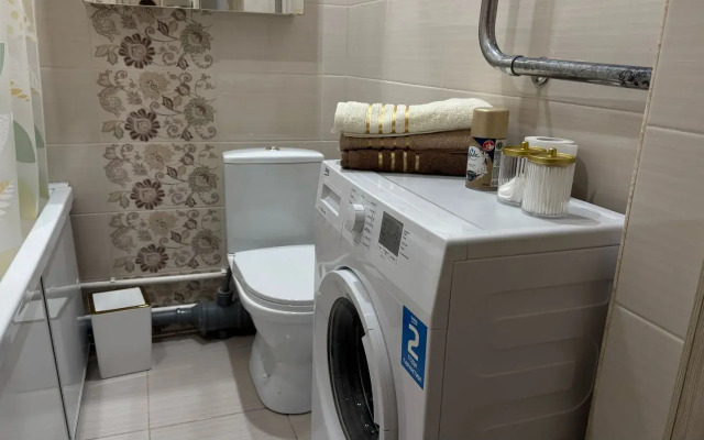 Uyutnaya S Vidom Na Reku, Barguzin, Aeroport Flat