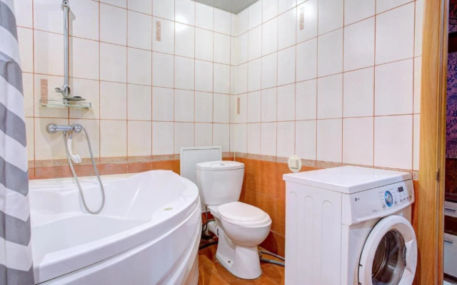 Na Ulitse 50 Let Oktyabrya 45 Flat
