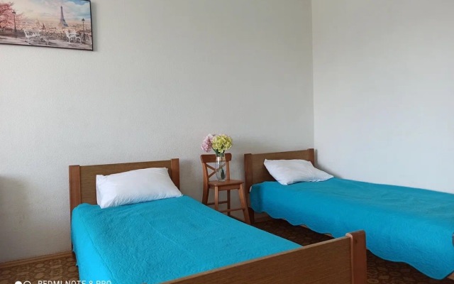 Dvukhkomnatnye Apartamenty Na 339 Strelkovoy Apartments