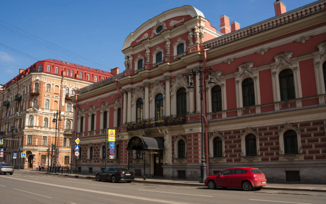 Апартаменты Аутентичная Квартира с Раритетной Печью 19 Века