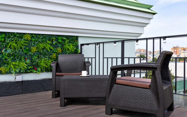 Отель Тесла