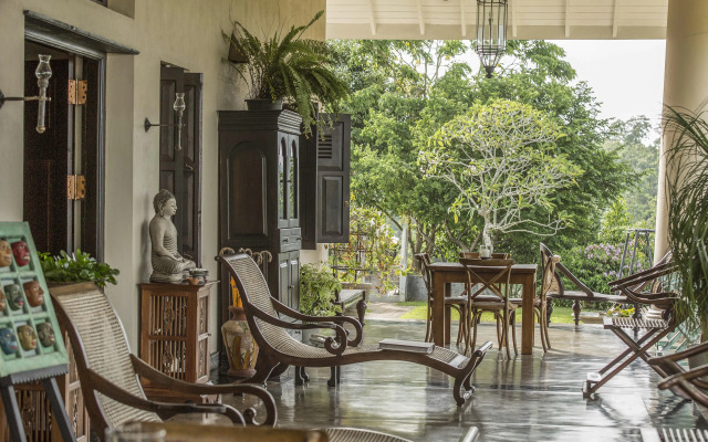 Mayurana by Edwards Collection Villa