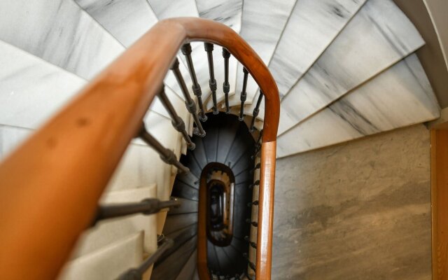 Ansen Suites Hotel