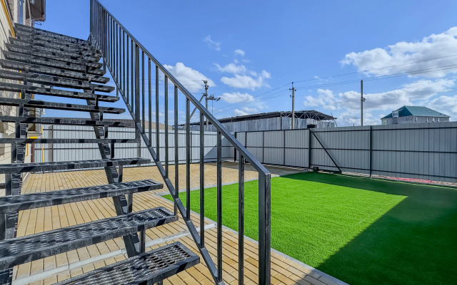 V Prigorode Astrakhani Green Fox Flat