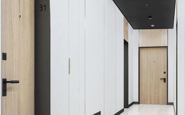 Ilmenskiy Drive 14k3 Apartments
