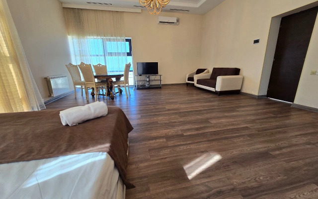 Golden Beach By Sham Baku Hotel