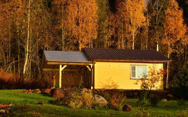 S Vykhodom V Les Guest House