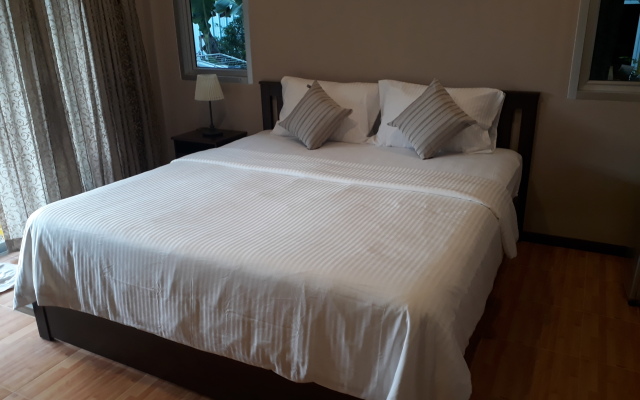 Kerdphewdee Guest House