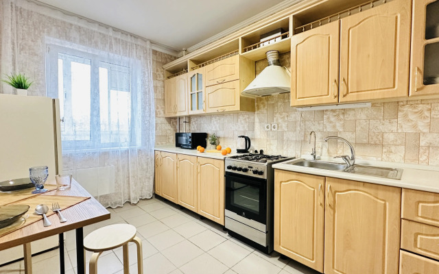 Uyutnaya Odnokomnatnaya Nedaleko Ot Trk Planeta Flat