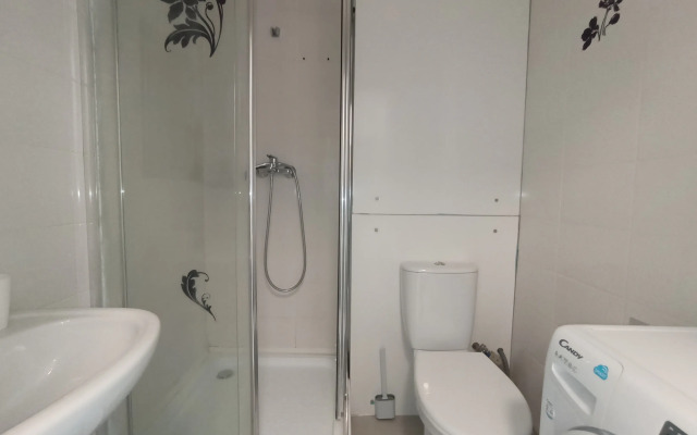 New Studio na Larushina 6/2 Apartments