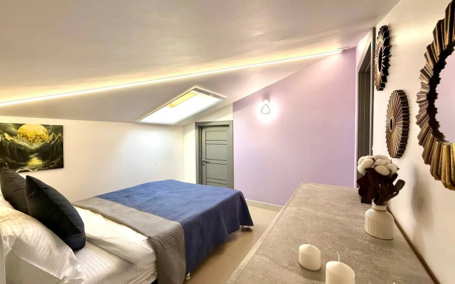 Апартаменты №11 Семейный Люкс на мансардном этаже