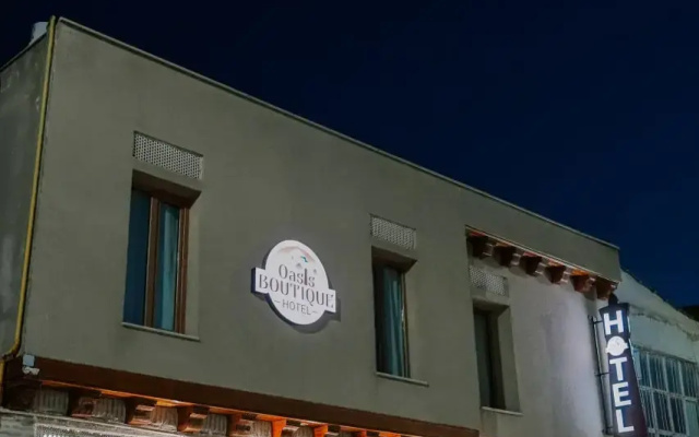 Butik-' Oasis Boutique