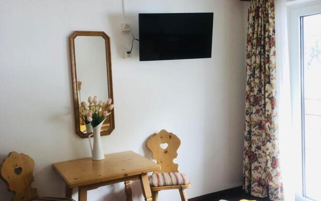 Garni Collina Apartments