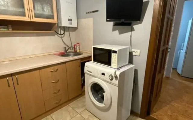 Na Generala Zakharova, 1 Flat