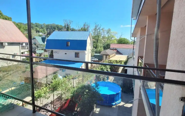 Gostevoy Dom Oazis Na Fruktovoy Guest House