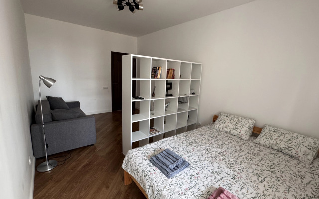 Na Ul. Alekseya Kozina, 3b Flat