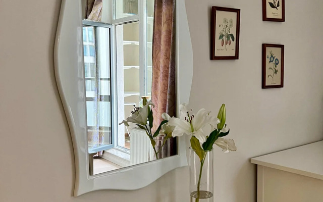 Aksinyya Tsarskaya Stolitsa Flat