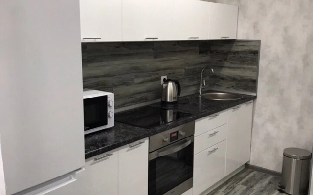 Квартира на Хрустальная 44 к6