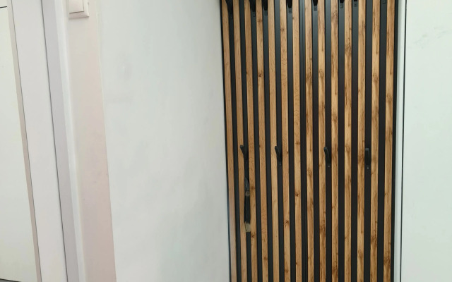 Trekhkomnatnaya S Vidom Na Siti Flat