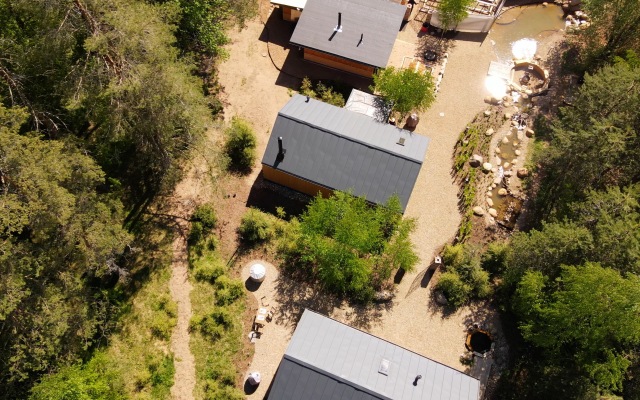 DomDom Valday Chalet