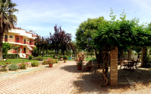 Aenaon Studios Apartments