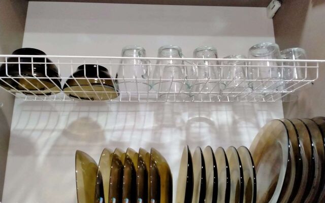 Na Ulitse Latysheva 3l Flat