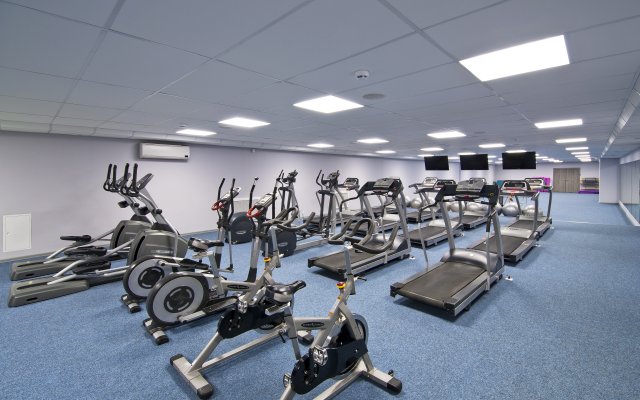 Globus Fitnes Hotel