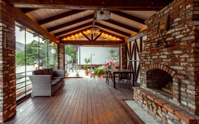 Grass guest house