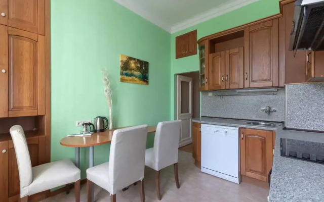Apartments Standartnye S 3 Spalnyami I Balkonom