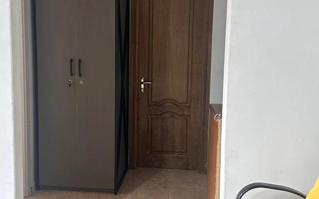V Tsentre Erevana Apartments