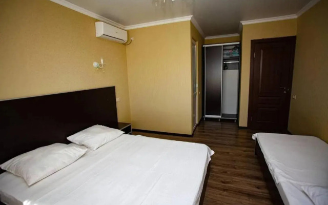 Bronau Asya Guest house