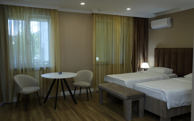 Grand Hotel Kapan
