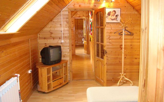 Lada-House Kottedzh - 2 Guest House