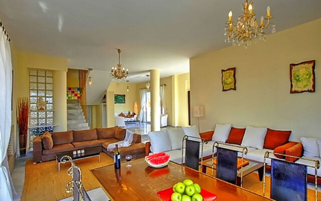 Вилла DisCrete Episkopi