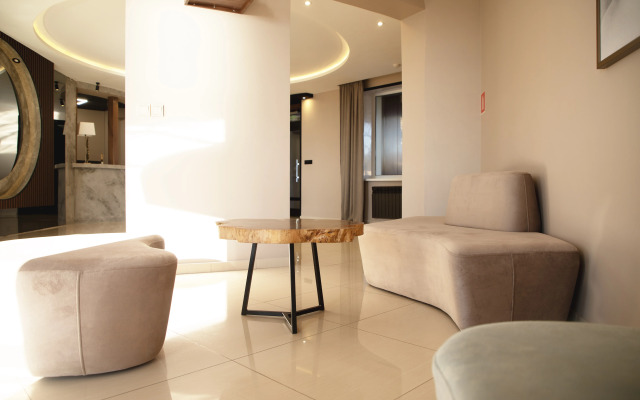 Assol Hotel