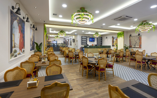 Bulton Hotel Airport