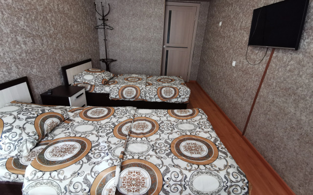 Na Rizhskom Prospekte nedaleko ot Kremlya Flat