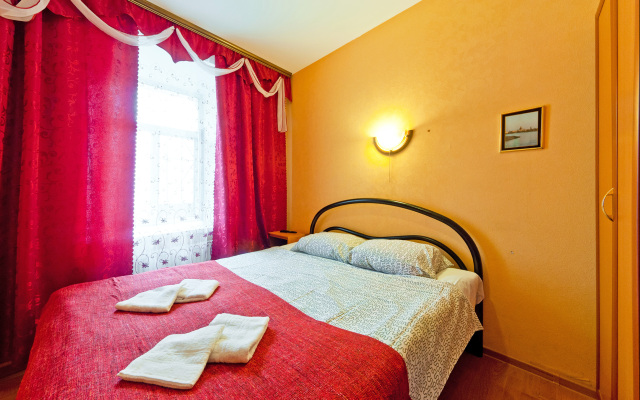 Leo-Lina Mini-Hotel