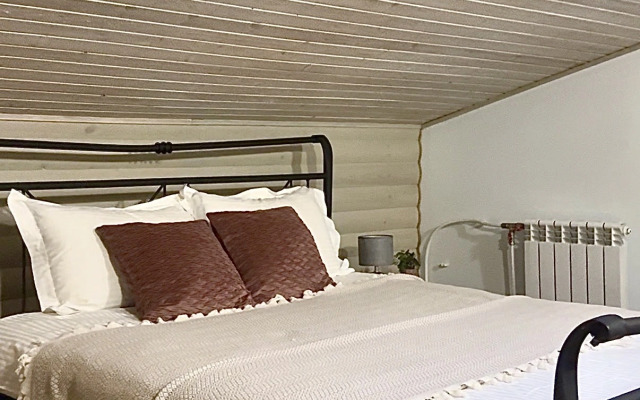 Квартира Двухуровневая Мансарда с Видом на Замок