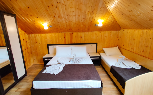 Na Bukovoy 4 Guest House