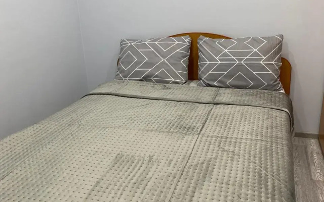 Uyutnaya Yevro 2 komnatnaya ryadom s Onkotsentrom Flat