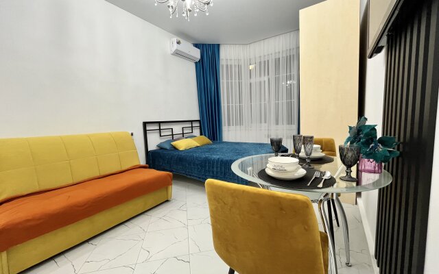 V Samom Serdtse Adlera Flat