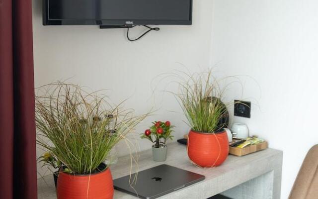 Отель Linda Port Hotel