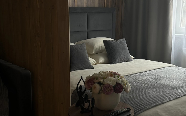 Uyutnaya Ryadom S Korolevskimi Vorotami Flat
