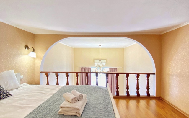 Apart-Comfort Dvuhurovnevye na Volzhskoj Naberezhnoj 49/1 Apartment