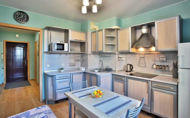 Апартаменты на проспекте Космонавтов 61