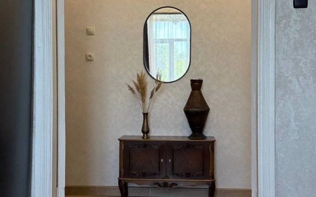 Апартаменты Сталинка на Первой Линии