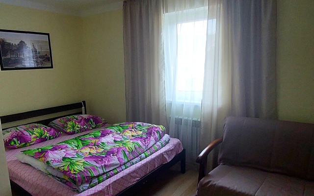 Na Beregu Ozera s Vmestimostu 18 Chelovek Private House.